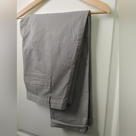 Gap Skinny Mini Grey Khaki's Size 14 - Picture 2 of 7